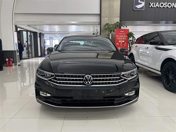 Фото 2 - Volkswagen Magotan