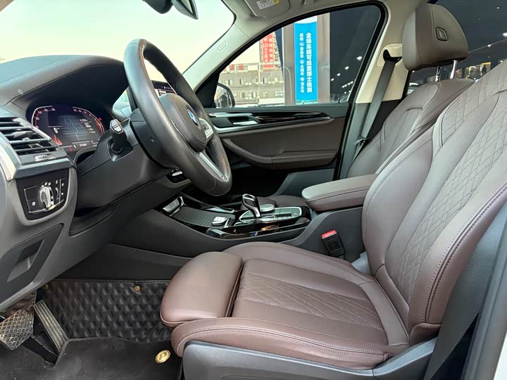 Фото 10 - BMW X3