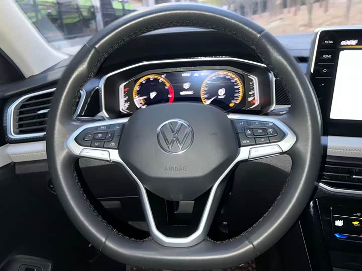 Фото 12 - Volkswagen Tayron