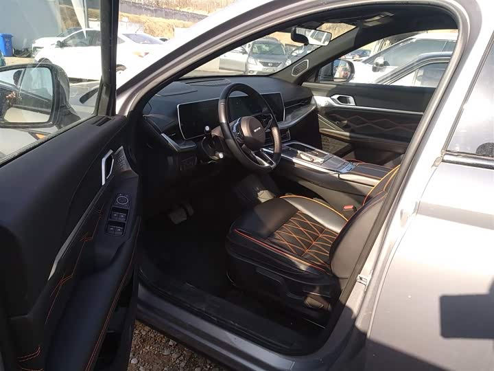 Фото 16 - Haval F7 (Monster)