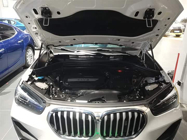 Фото 20 - BMW X1