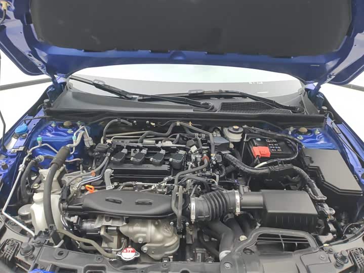 Фото 10 - Honda Civic