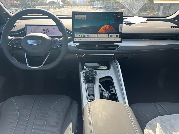 Photo 17 - Geely Preface