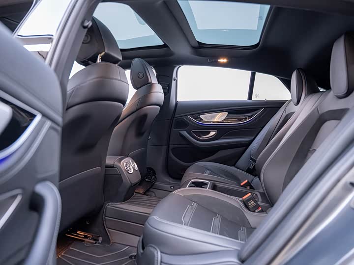 Фото 11 - Mercedes-Benz AMG GT