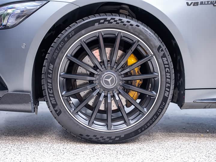 Фото 18 - Mercedes-Benz AMG GT