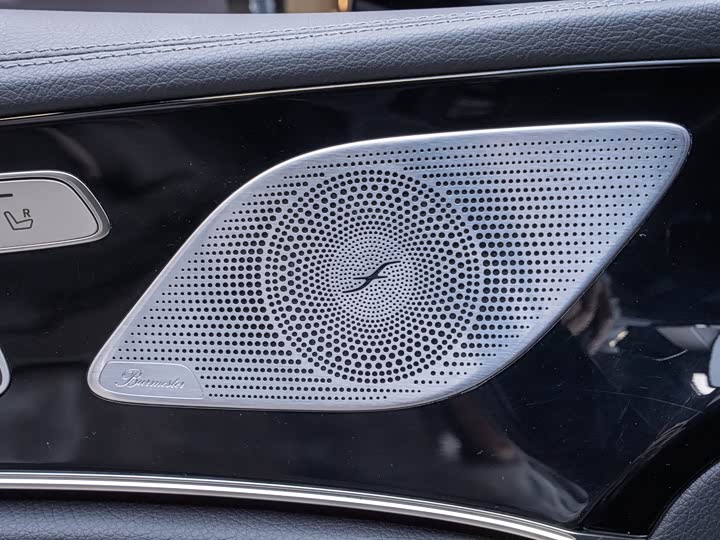 Фото 20 - Mercedes-Benz AMG GT