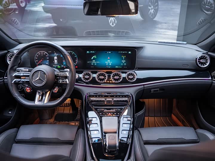 Фото 5 - Mercedes-Benz AMG GT