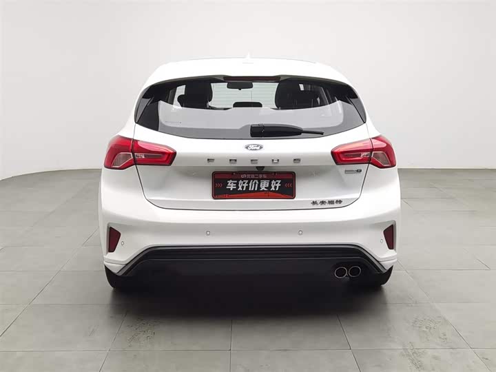 Фото 4 - Ford Focus