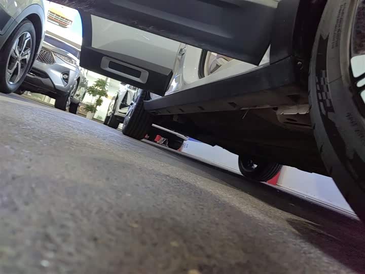 Фото 21 - Geely Icon