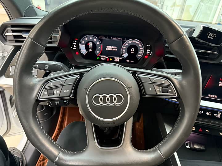 Фото 10 - Audi A3