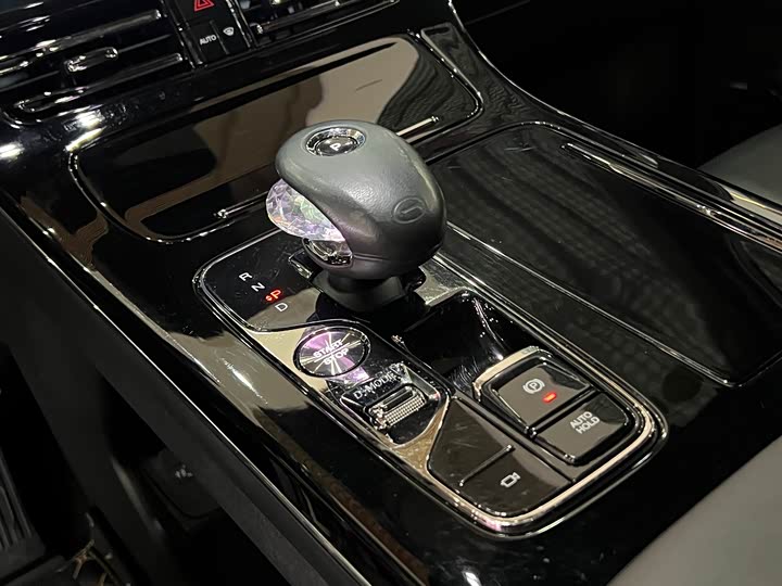 Фото 12 - GAC Trumpchi M8