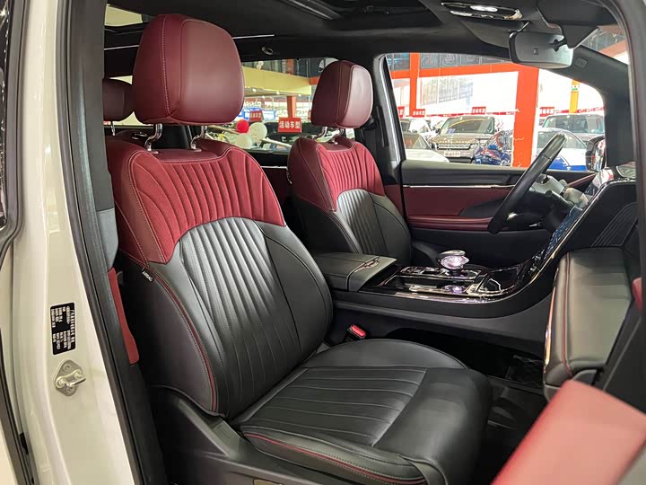 Фото 16 - GAC Trumpchi M8