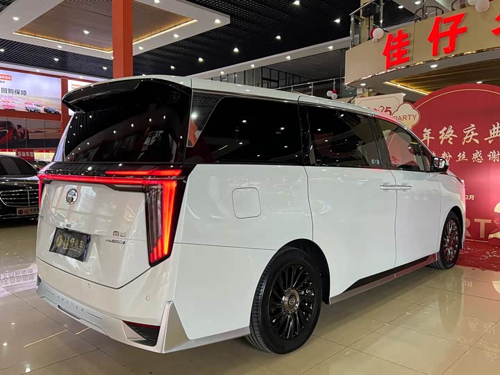 Фото 4 - GAC Trumpchi M8