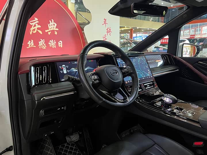 Фото 7 - GAC Trumpchi M8