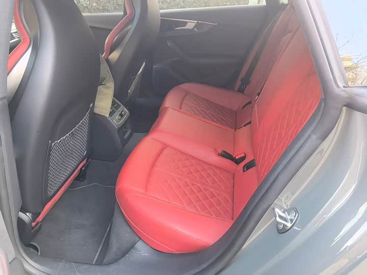 Фото 4 - Audi S5