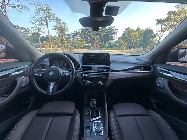 Фото 12 - BMW X1