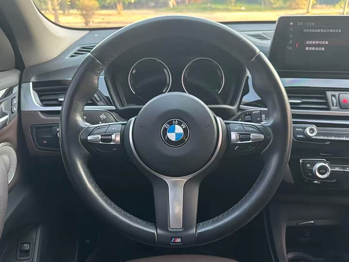 Фото 14 - BMW X1