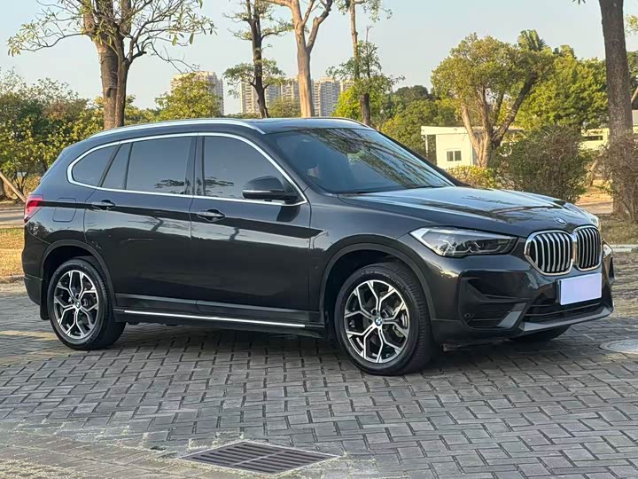 Фото 3 - BMW X1
