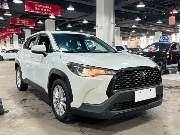 Фото 2 - Toyota Corolla Cross