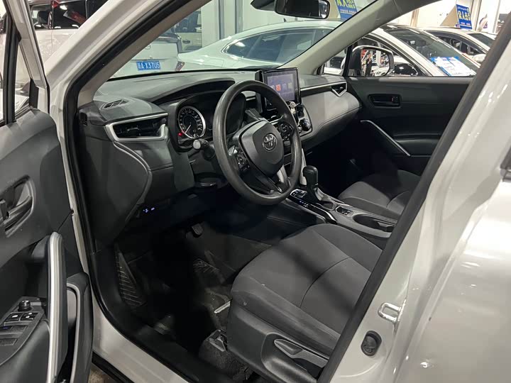 Фото 7 - Toyota Corolla Cross