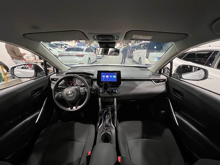 Фото 9 - Toyota Corolla Cross