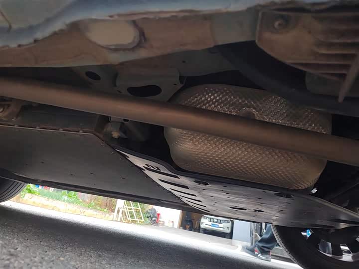 Фото 22 - Geely Galaxy Starship 7