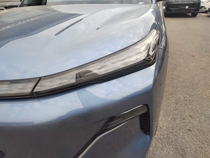 Фото 24 - Geely Galaxy Starship 7