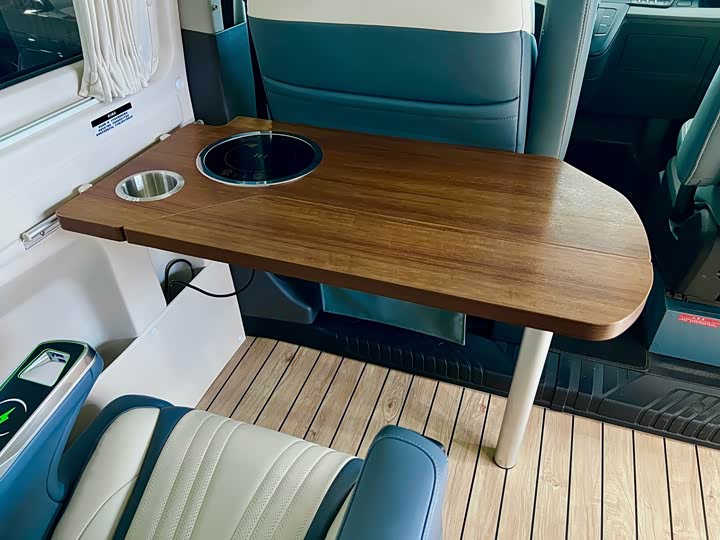 Фото 22 - Ford Transit