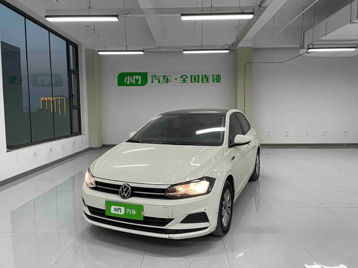 Фото 1 - Volkswagen Polo