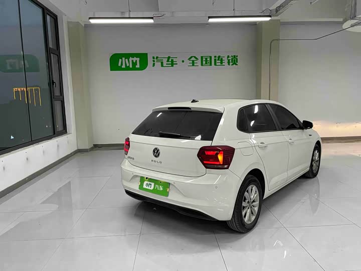 Фото 5 - Volkswagen Polo