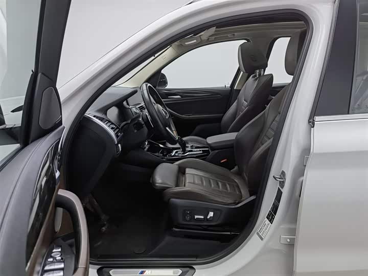 Фото 10 - BMW X3