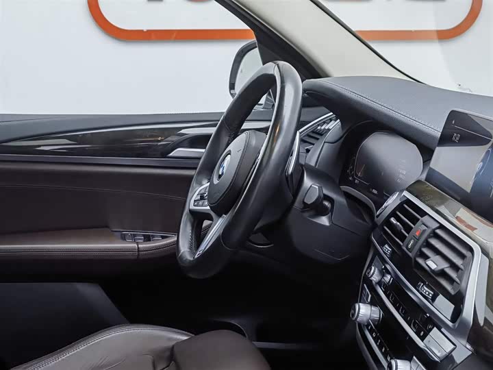 Фото 22 - BMW X3