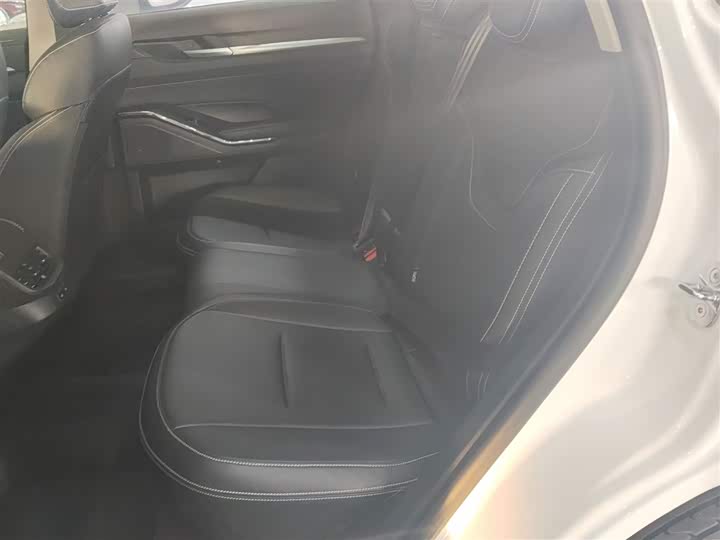 Фото 17 - Haval H6 Hybrid