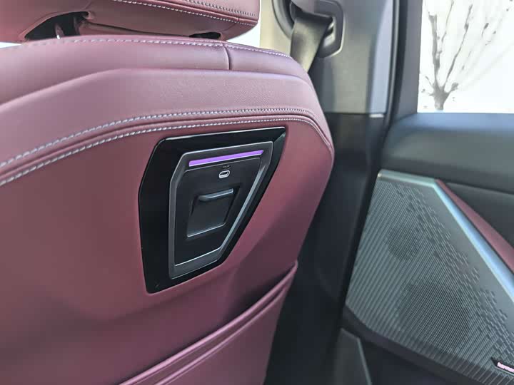 Фото 21 - BMW 5 Series