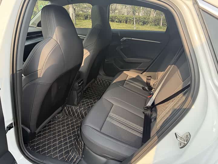 Фото 10 - Audi A3