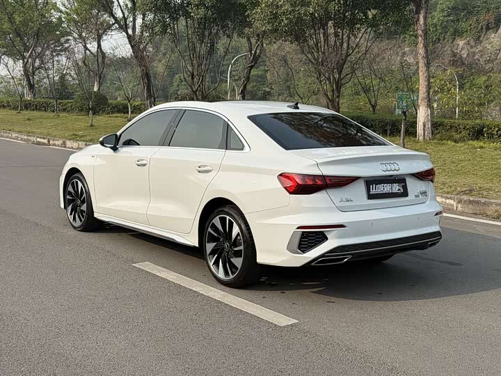 Фото 5 - Audi A3