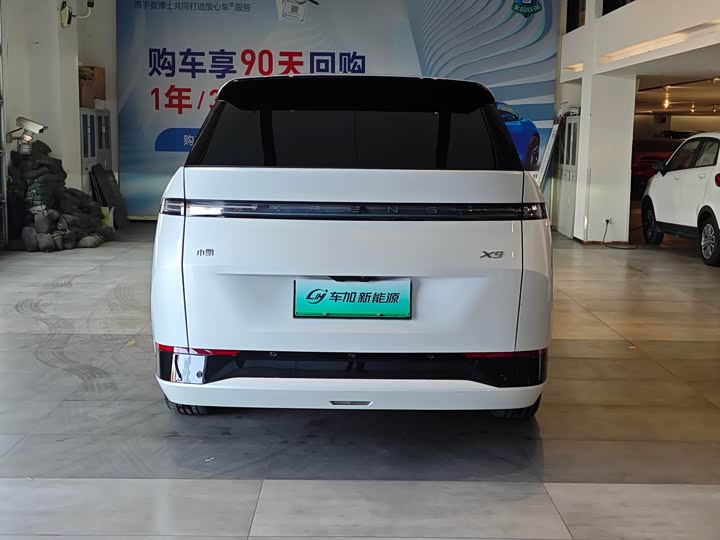 Фото 8 - XPeng X9