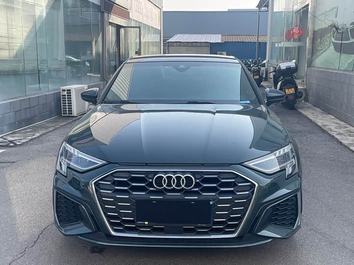 Фото 2 - Audi A3