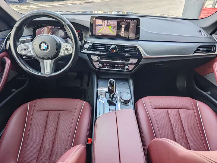 Фото 12 - BMW 5 Series