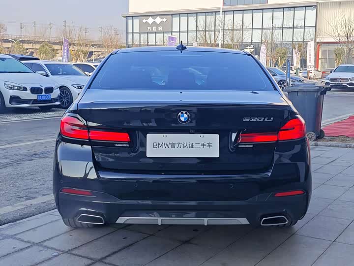 Фото 5 - BMW 5 Series