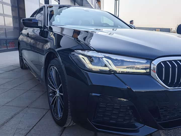 Фото 8 - BMW 5 Series