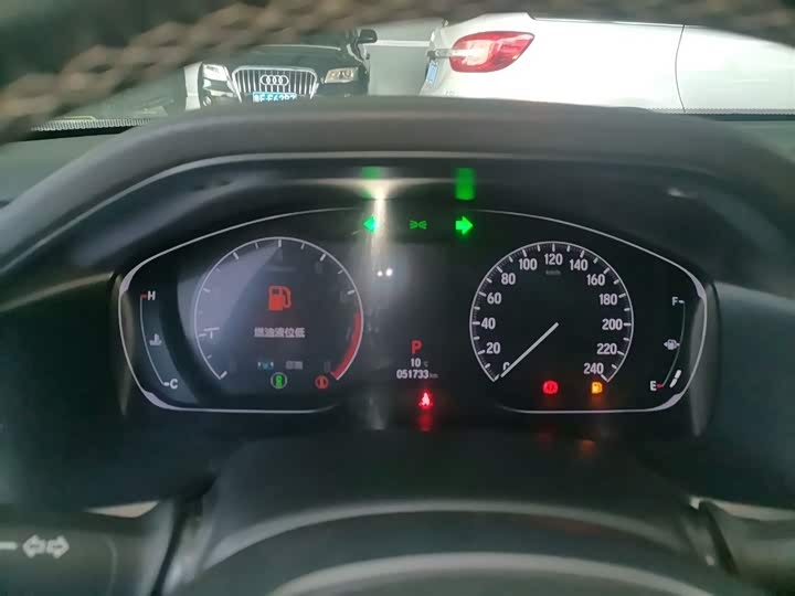 Фото 12 - Honda Accord