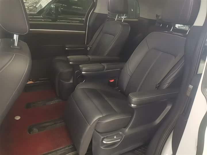 Фото 17 - GAC Trumpchi M8