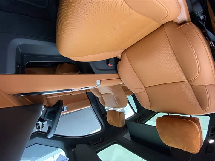 Фото 10 - LiXiang L9