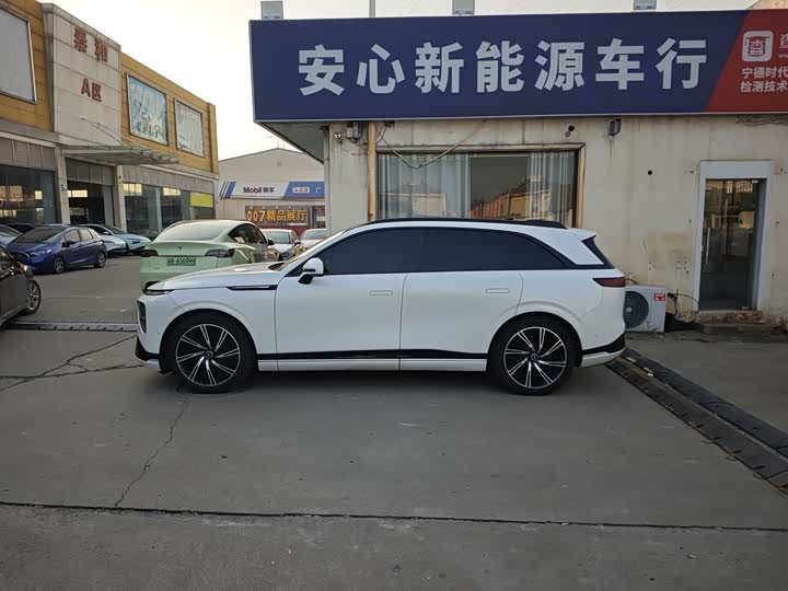 Фото 3 - XPeng G9