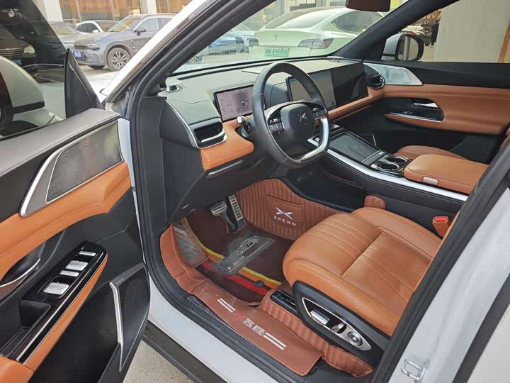 Фото 8 - XPeng G9