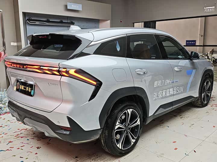 Фото 3 - Geely Galaxy L7