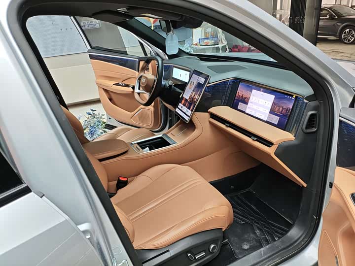 Фото 9 - Geely Galaxy L7