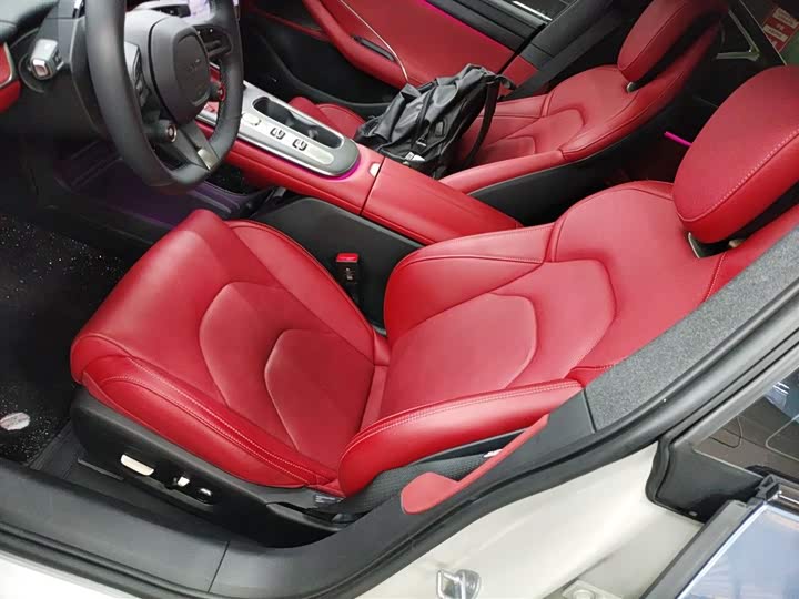 Фото 15 - Xiaomi SU7