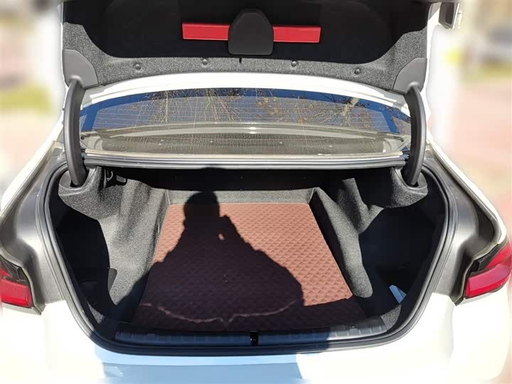 Фото 10 - BMW 5 Series